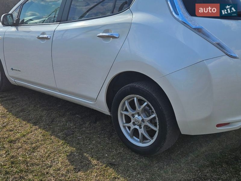 Хетчбек Nissan Leaf 2014 в Теребовлі фото 4 Хетчбек Nissan Leaf 2014 в Теребовлі