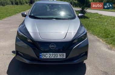 Хэтчбек Nissan Leaf 2023 в Львове