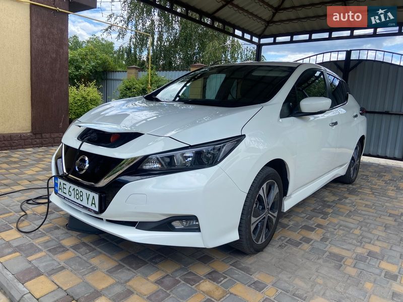 Хэтчбек Nissan Leaf 2022 в Днепре фото 2 Хэтчбек Nissan Leaf 2022 в Днепре