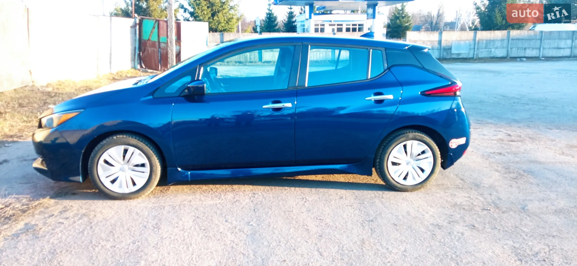 2022 Nissan Leaf - мініатюра 2