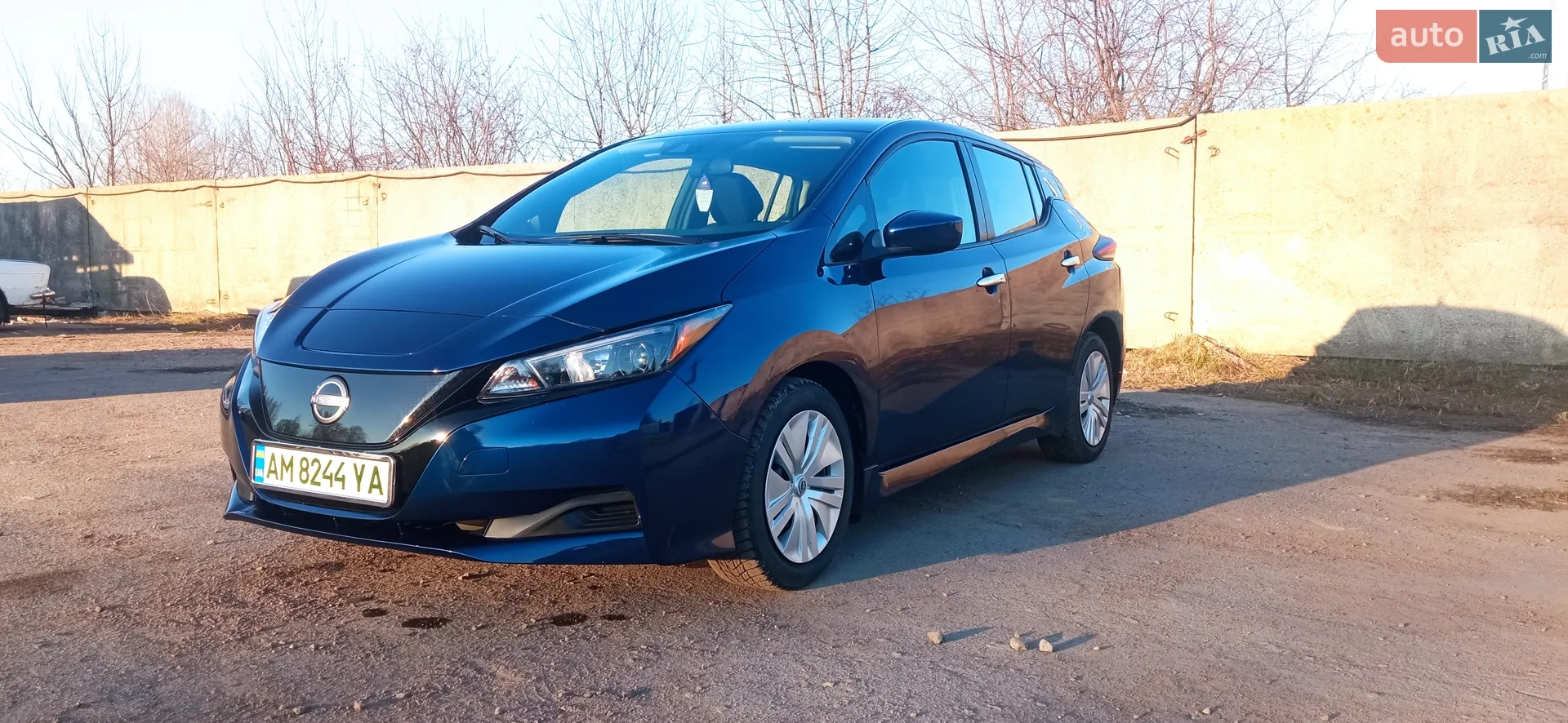 2022 Nissan Leaf - фото 1