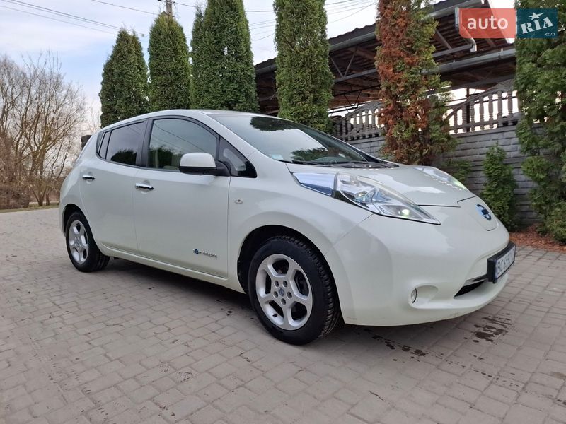 Хэтчбек Nissan Leaf 2013 в Золочеве фото 3 Хэтчбек Nissan Leaf 2013 в Золочеве