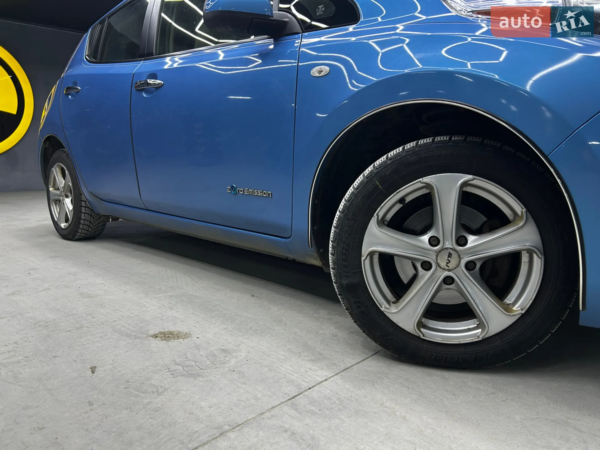 2011 Nissan Leaf - мініатюра 3