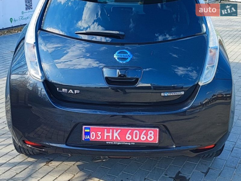 Хэтчбек Nissan Leaf 2013 в Каменец-Подольском