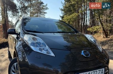 Хэтчбек Nissan Leaf 2016 в Коростышеве