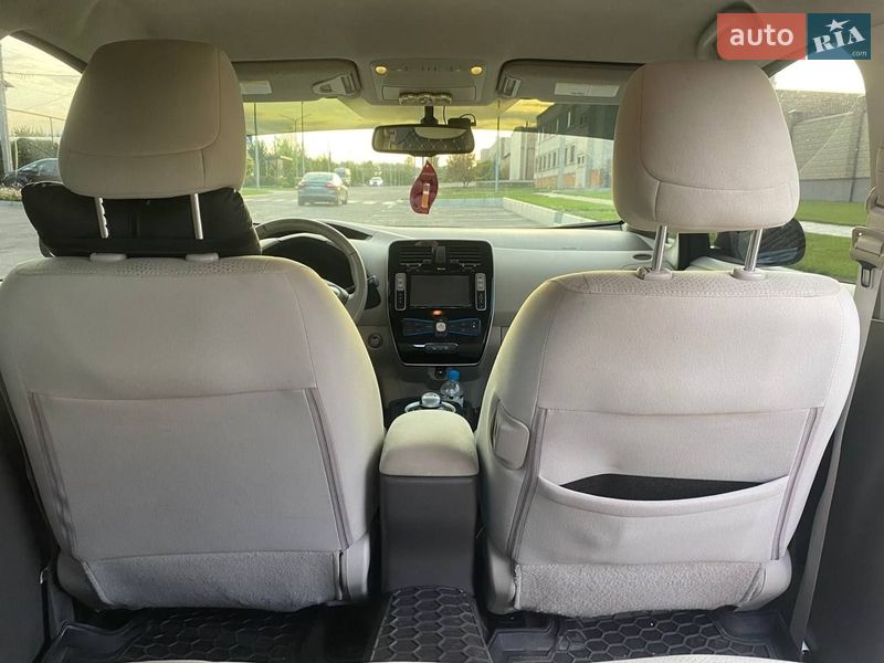 Хэтчбек Nissan Leaf 2014 в Запорожье