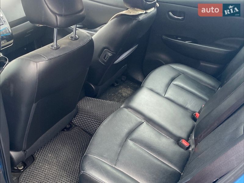Хетчбек Nissan Leaf 2013 в Вінниці