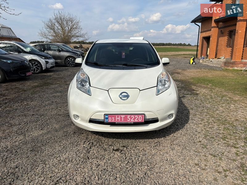 Nissan Leaf 2014