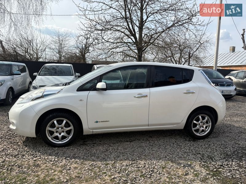 Хэтчбек Nissan Leaf 2014 в Луцке
