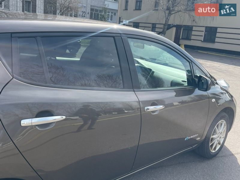 Хэтчбек Nissan Leaf 2017 в Кременчуге фото 4 Хэтчбек Nissan Leaf 2017 в Кременчуге