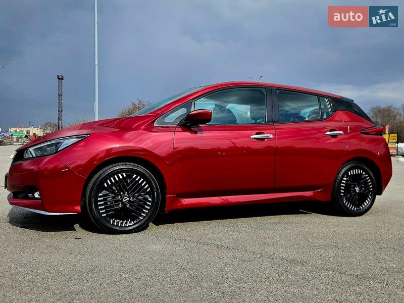 Хэтчбек Nissan Leaf 2024 в Днепре фото 6 Хэтчбек Nissan Leaf 2024 в Днепре