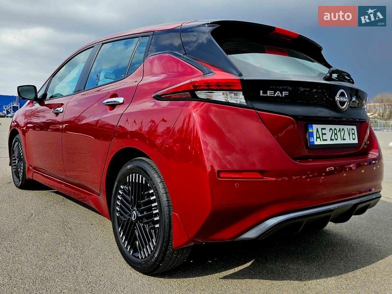 Хэтчбек Nissan Leaf 2024 в Днепре фото 11 Хэтчбек Nissan Leaf 2024 в Днепре