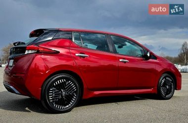 Хэтчбек Nissan Leaf 2024 в Днепре