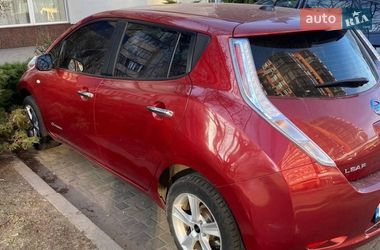 Хэтчбек Nissan Leaf 2012 в Черкассах