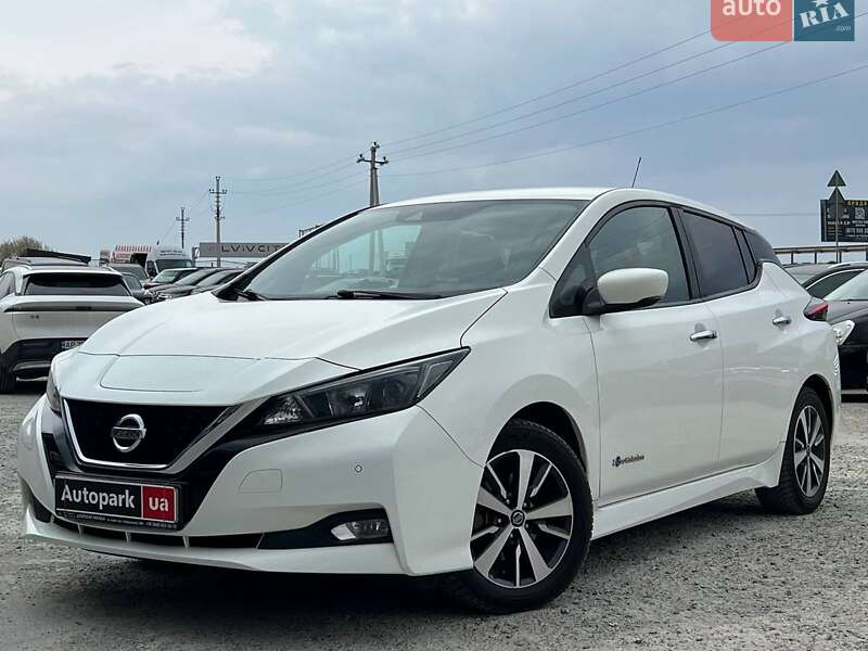 Хэтчбек Nissan Leaf 2018 в Львове фото Хэтчбек Nissan Leaf 2018 в Львове