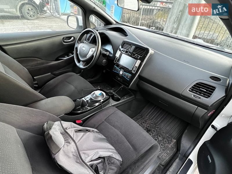 Хэтчбек Nissan Leaf 2016 в Умани фото 7 Хэтчбек Nissan Leaf 2016 в Умани