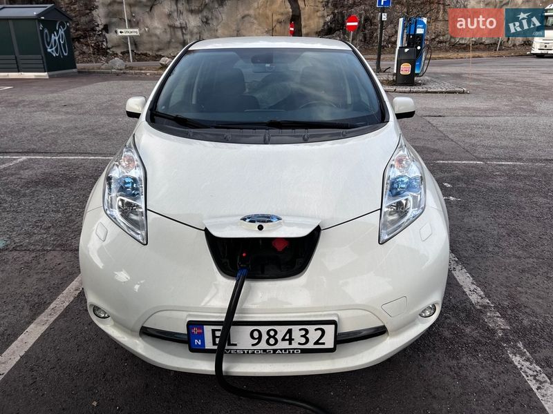 Хэтчбек Nissan Leaf 2016 в Умани фото 2 Хэтчбек Nissan Leaf 2016 в Умани
