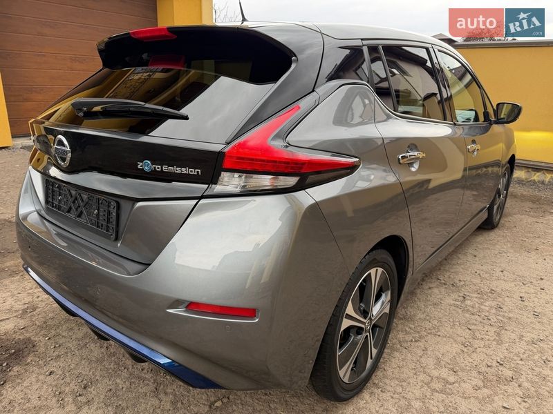 Хэтчбек Nissan Leaf 2020 в Львове