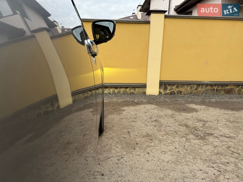 Хэтчбек Nissan Leaf 2020 в Львове