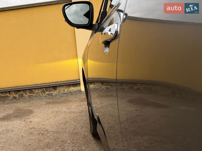 Хэтчбек Nissan Leaf 2020 в Львове