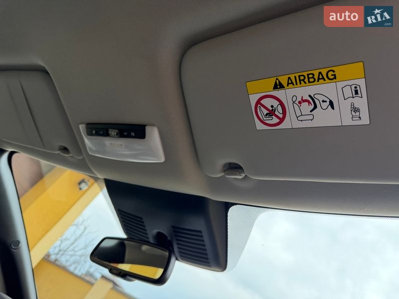 Хэтчбек Nissan Leaf 2020 в Львове