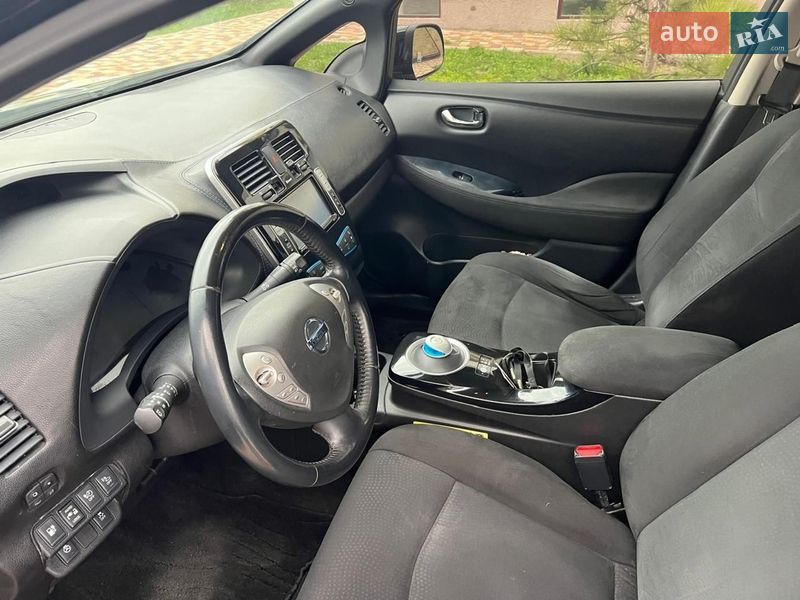 Хэтчбек Nissan Leaf 2013 в Днепре фото 10 Хэтчбек Nissan Leaf 2013 в Днепре
