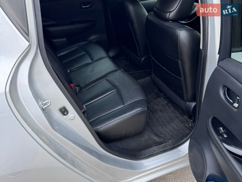 Хэтчбек Nissan Leaf 2015 в Полтаве фото 21 Хэтчбек Nissan Leaf 2015 в Полтаве