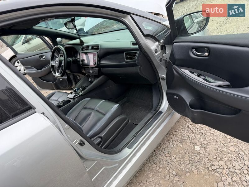 Хэтчбек Nissan Leaf 2020 в Киеве фото 9 Хэтчбек Nissan Leaf 2020 в Киеве