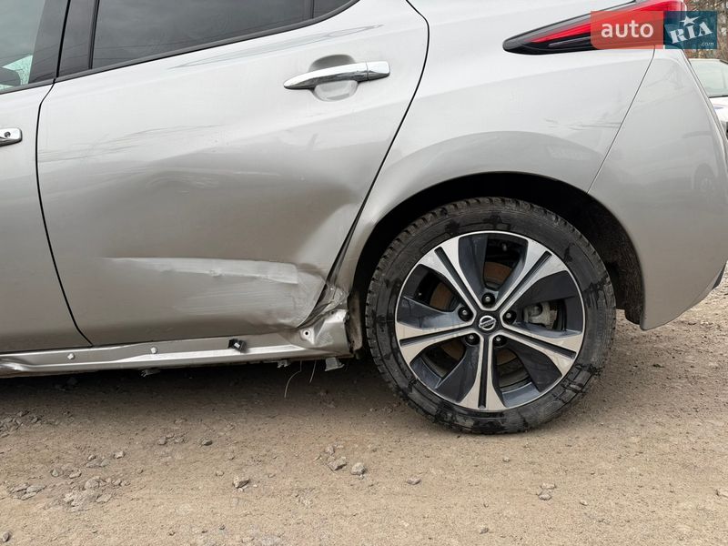 Хэтчбек Nissan Leaf 2020 в Киеве фото 22 Хэтчбек Nissan Leaf 2020 в Киеве
