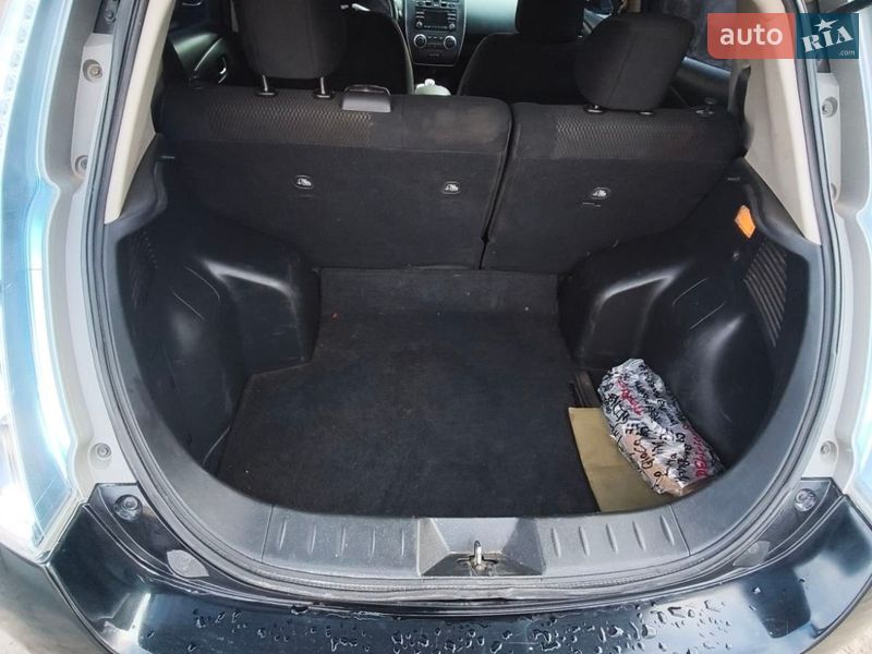 Хэтчбек Nissan Leaf 2013 в Харькове
