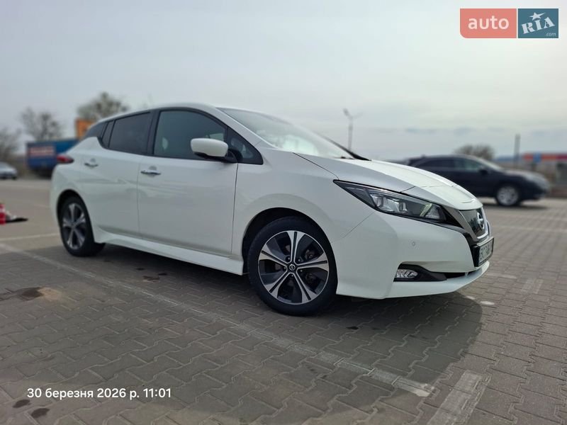 Хэтчбек Nissan Leaf 2020 в Софиевской Борщаговке фото 4 Хэтчбек Nissan Leaf 2020 в Софиевской Борщаговке