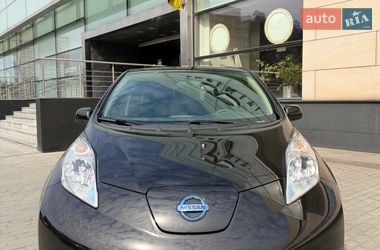Хэтчбек Nissan Leaf 2015 в Киеве