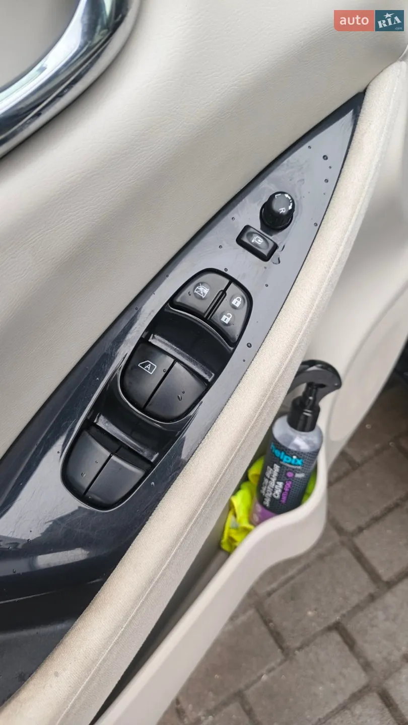 2012 Nissan Leaf - мініатюра 22