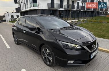 Хэтчбек Nissan Leaf 2018 в Львове