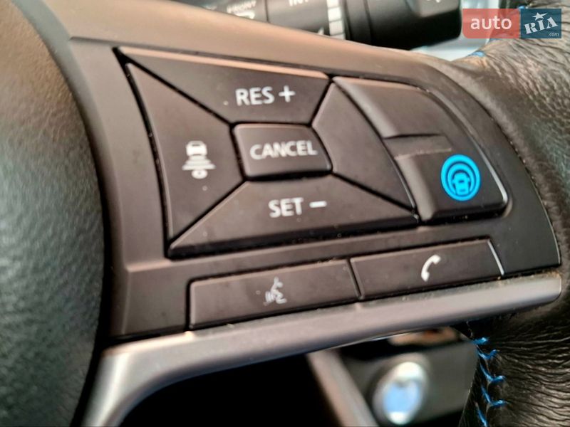 Хэтчбек Nissan Leaf 2018 в Ивано-Франковске