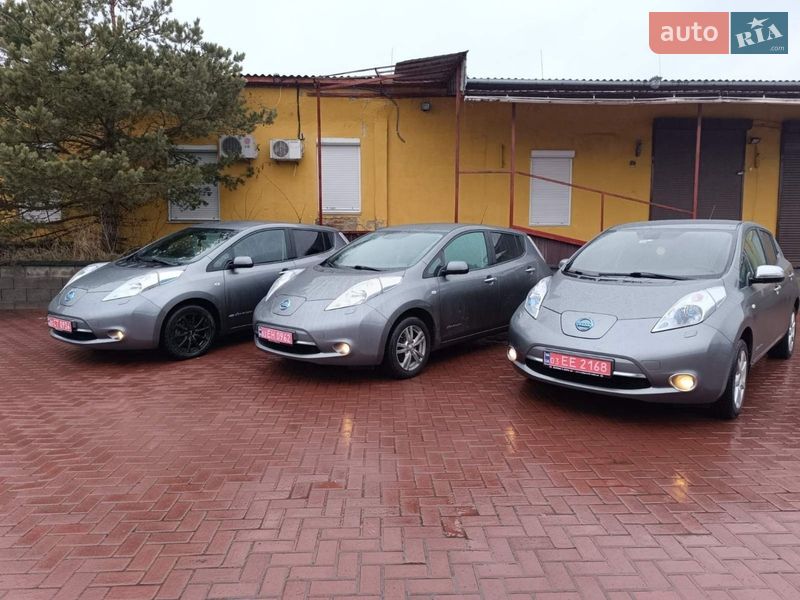 Хетчбек Nissan Leaf 2014 в Рівному