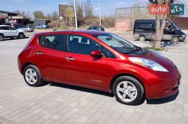Хэтчбек Nissan Leaf 2014 в Ивано-Франковске