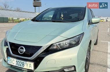 Хетчбек Nissan Leaf 2018 в Львові