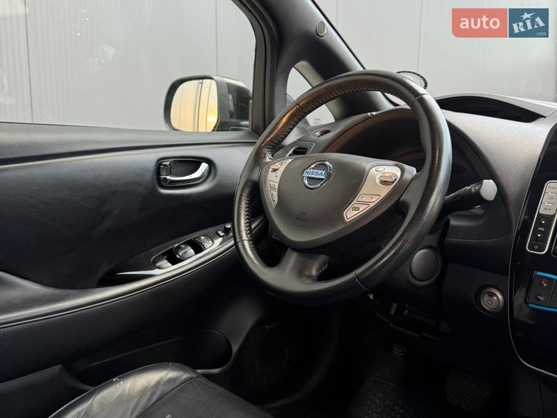 Хетчбек Nissan Leaf 2017 в Луцьку