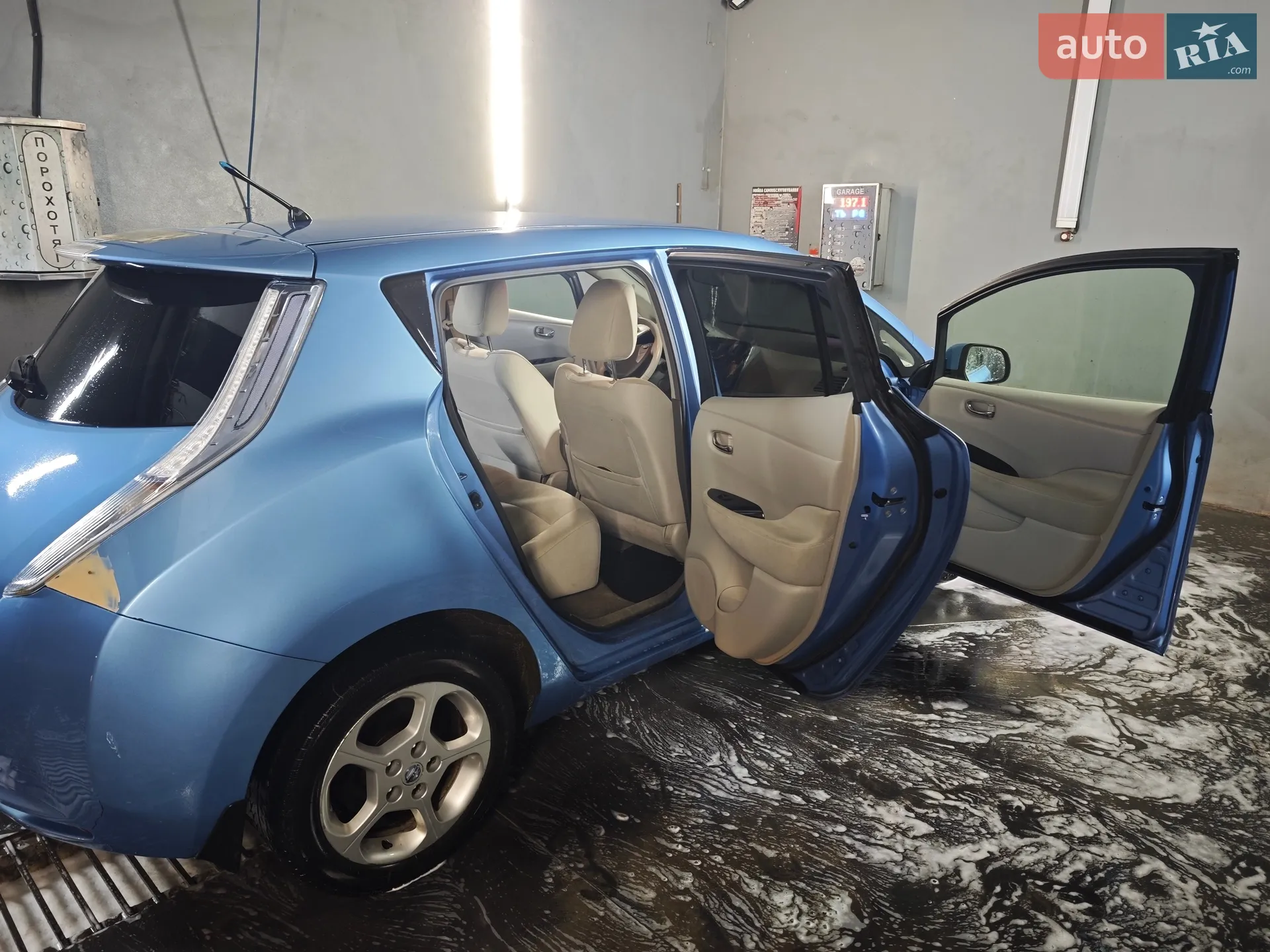 2012 Nissan Leaf - мініатюра 8