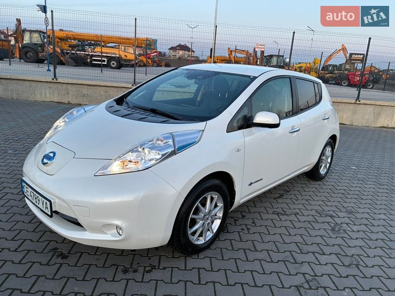 Хэтчбек Nissan Leaf 2017 в Черновцах