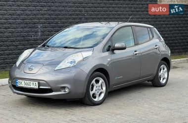 Хетчбек Nissan Leaf 2014 в Рівному