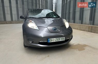 Хэтчбек Nissan Leaf 2013 в Одессе