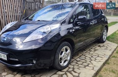Хетчбек Nissan Leaf 2012 в Косові