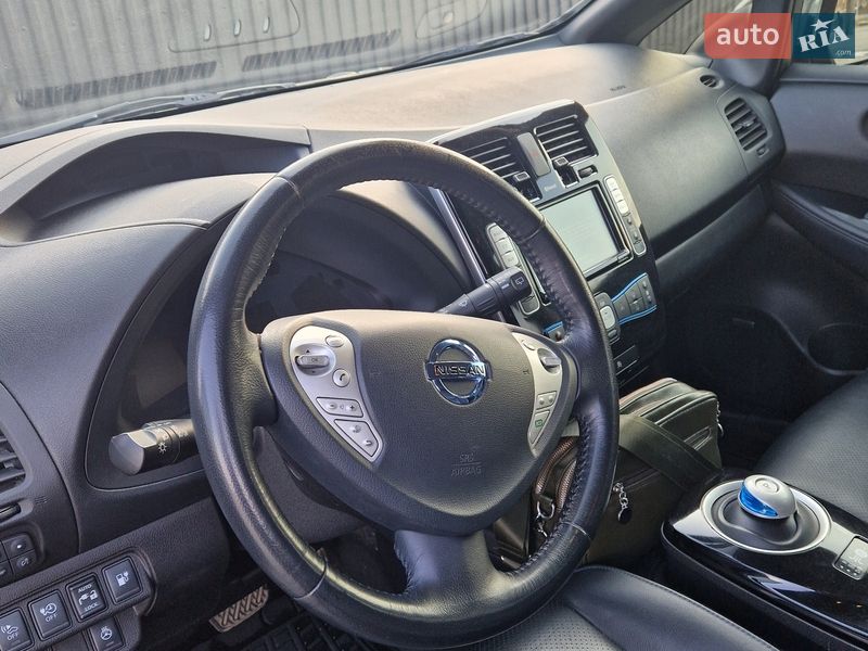 Хетчбек Nissan Leaf 2016 в Львові