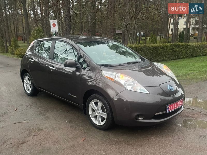 Хетчбек Nissan Leaf 2016 в Костопілі фото Хетчбек Nissan Leaf 2016 в Костопілі