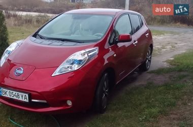 Хетчбек Nissan Leaf 2012 в Володимирці
