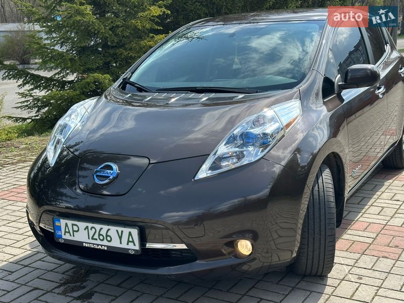 Хетчбек Nissan Leaf 2015 в Запоріжжі фото Хетчбек Nissan Leaf 2015 в Запоріжжі