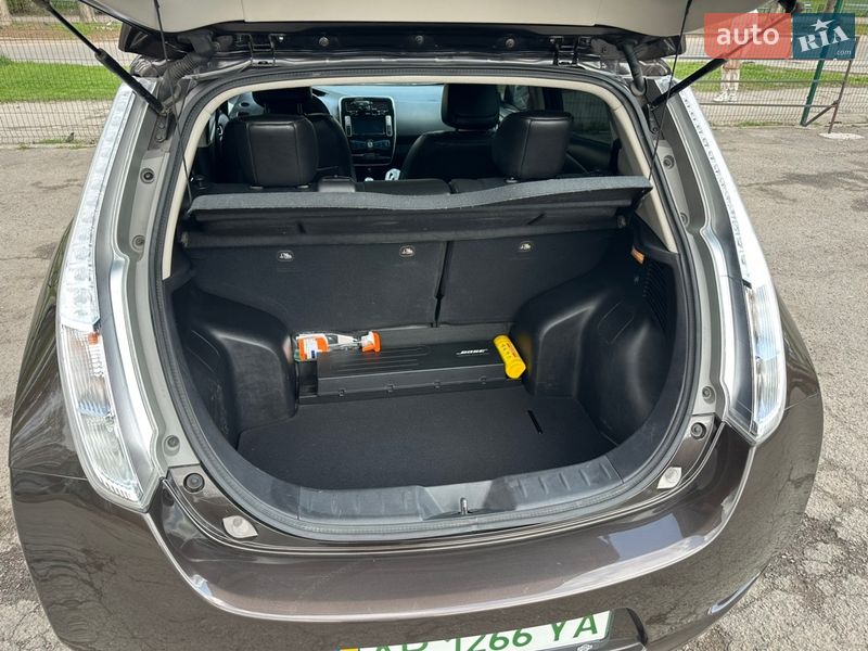 Хетчбек Nissan Leaf 2015 в Запоріжжі фото 14 Хетчбек Nissan Leaf 2015 в Запоріжжі