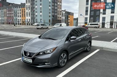 Хетчбек Nissan Leaf 2018 в Рівному